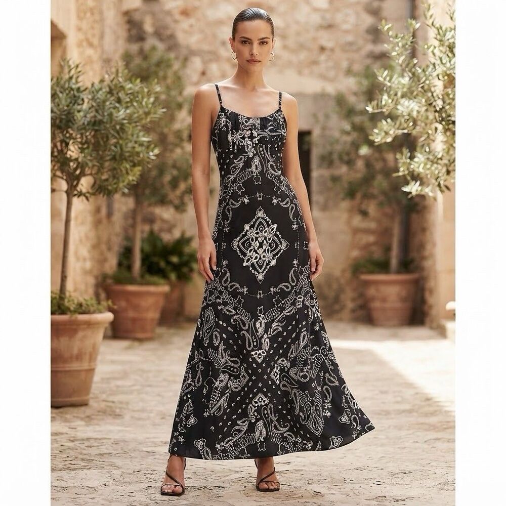 NWT Camila Coelho Navy White Paisley Maxi Slip Dress sz S Bohemian Elegant Event